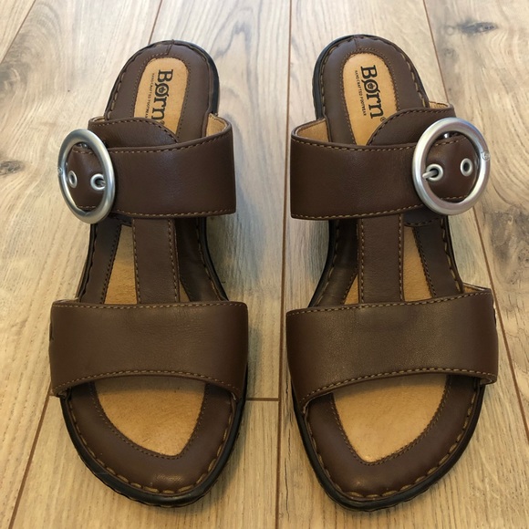 Born Shoes - Women’s Born Farina Brown Leather T-Strap slide heel  sandals size 8/39
